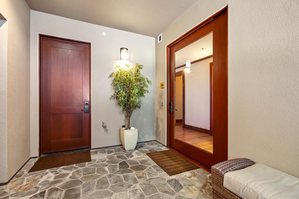 Montage Kapalua Bay 2 Free Rental Cars KBM Resorts Beautiful Villa At Montage Kapalua Bay 2 Units, 6 Bedrooms Ml-1507