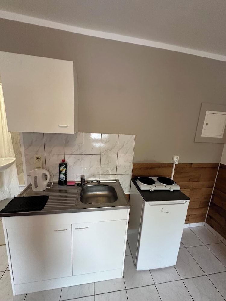 2-Rent Group Hostel Apartments HAN53