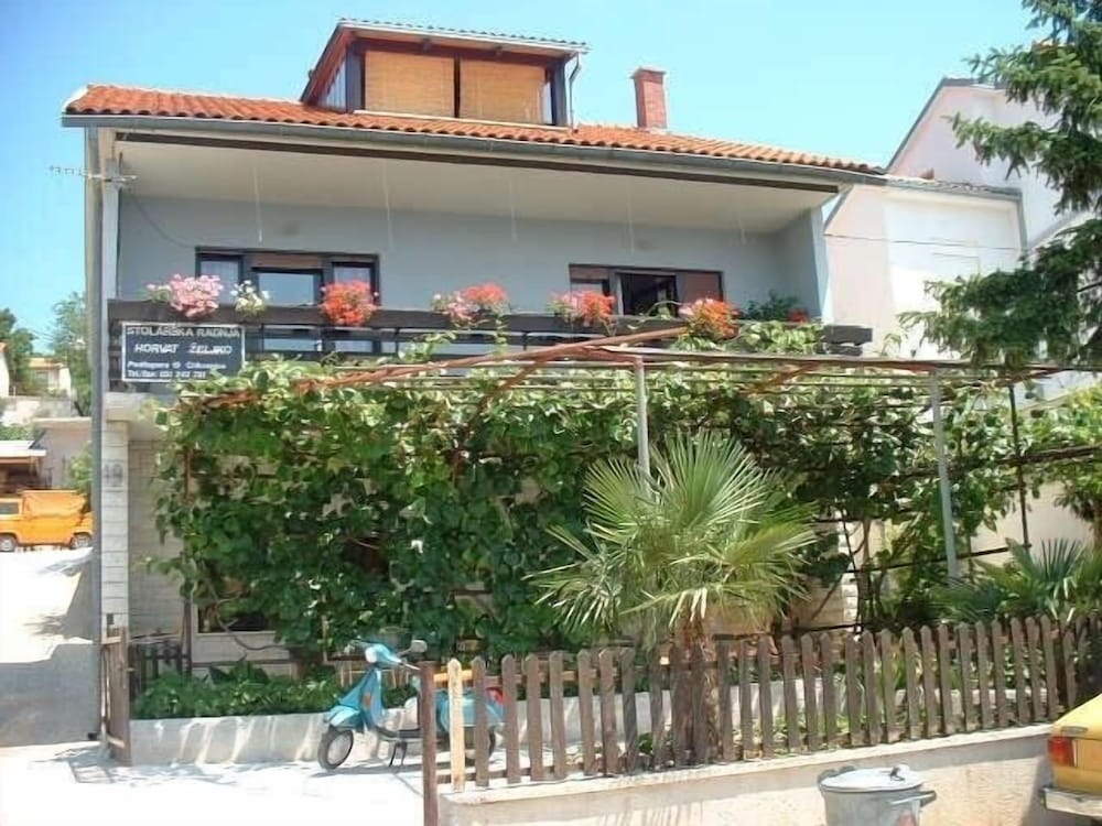 Horvat - SA1 view 4