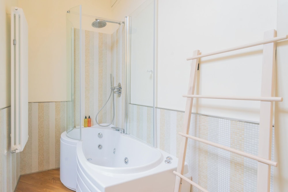 Casa Odescalchi by Rent all Como