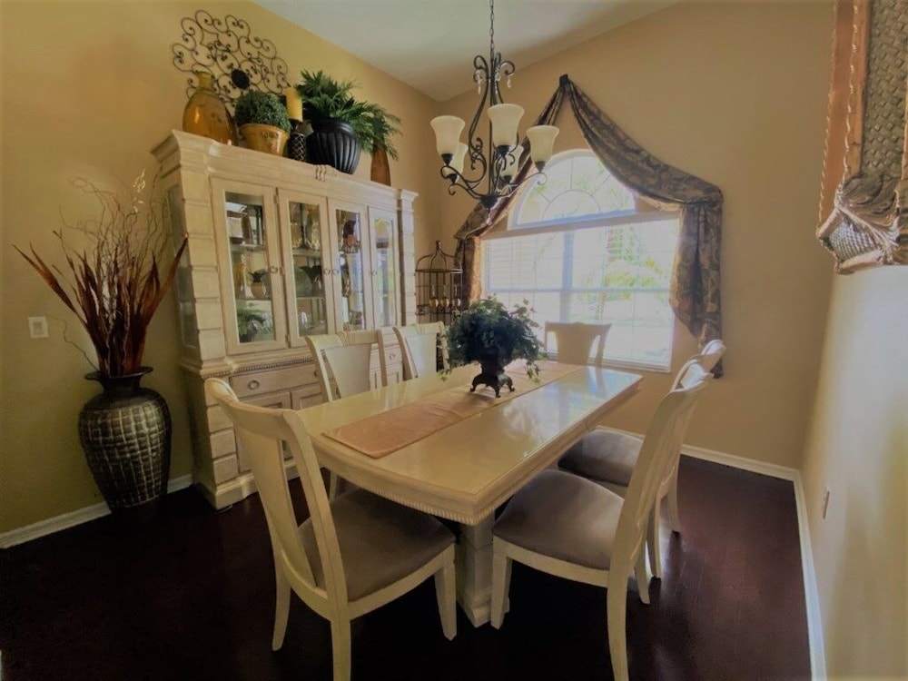 Southern Dunes Golf Views! 5 Bedroom Home by RedAwning
