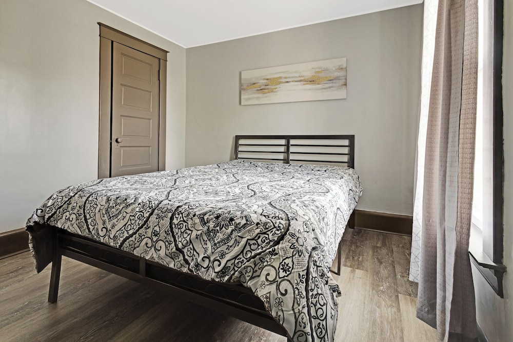 Comfortable 6Br 2Bath In The Heart Of Niagara Falls