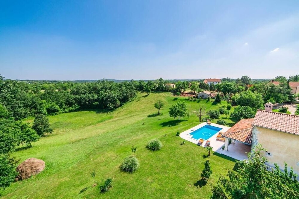 Villa Benina Rossa 1