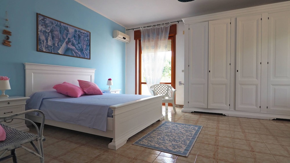 Villa Bellavista 8 Guests 3 Bedrooms by the sea