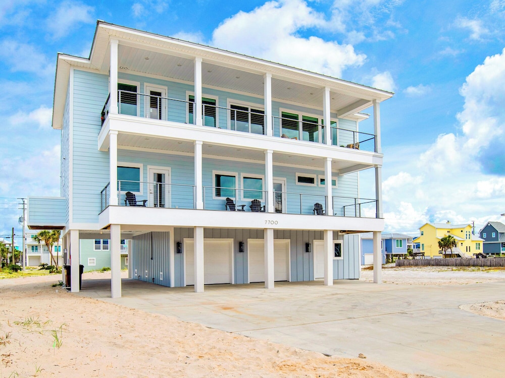 Navarre Dreams by Southern Vacation Rentals