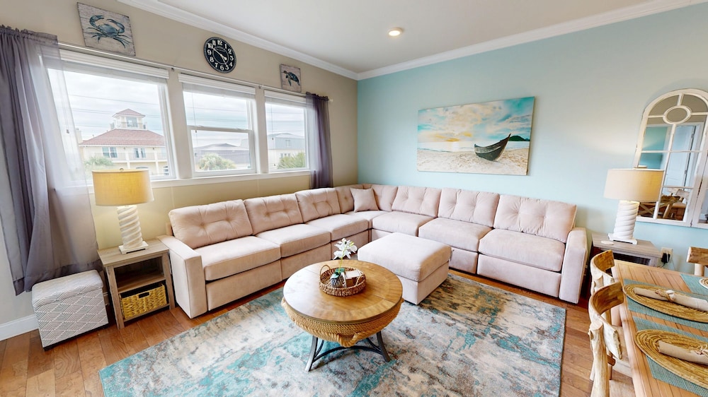 Alerio 301c 3 Bedroom Condo