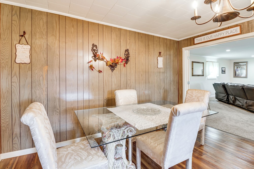 BBQ Ready: Delta Country Home on 30 Acres