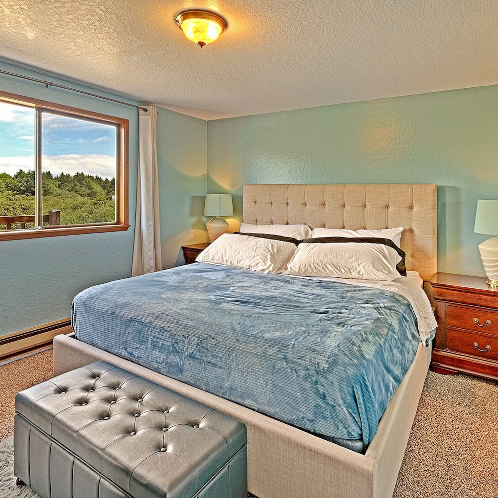 Treasured Cove Condo