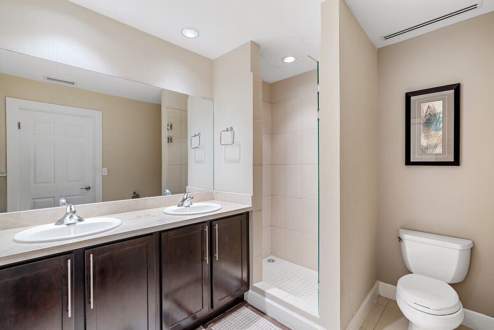 3BD Beauty in Coco - Have Coffee or Meals Overlooking Pool