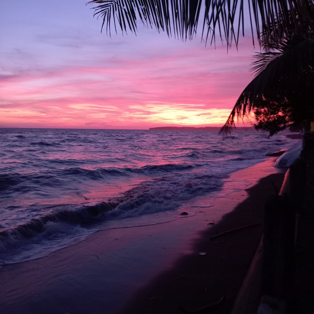 Vitton Beach Resort