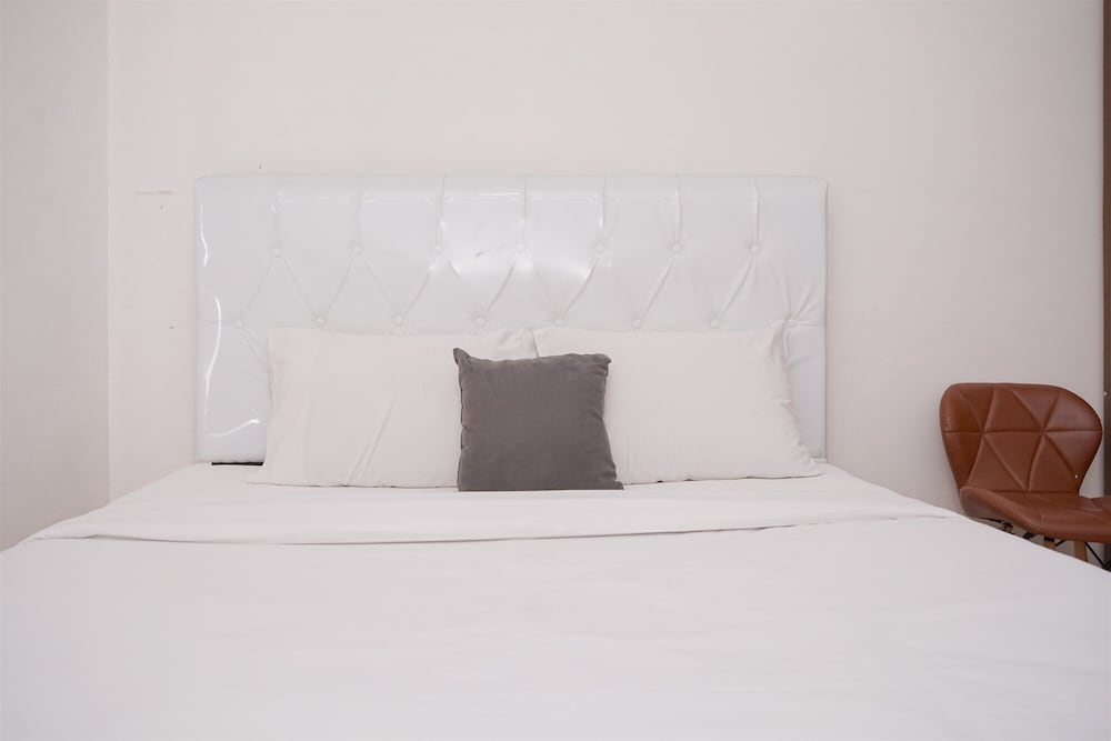 Comfy And Minimalist 2Br Apartment Sky House Bsd