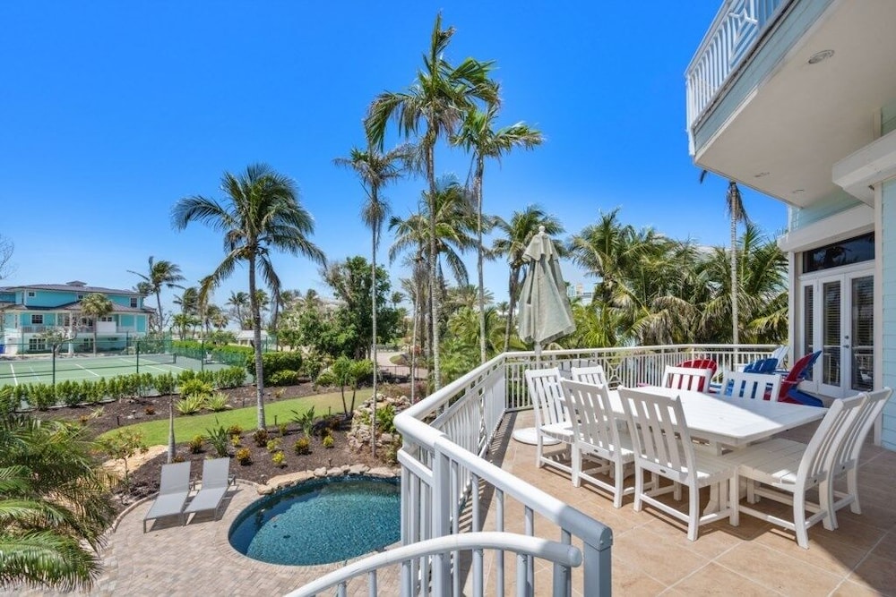 Raptiva Captiva Island 3 Bedroom Home