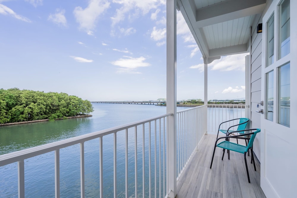 w Fantastic 1BR w Modern Balcony in Panama