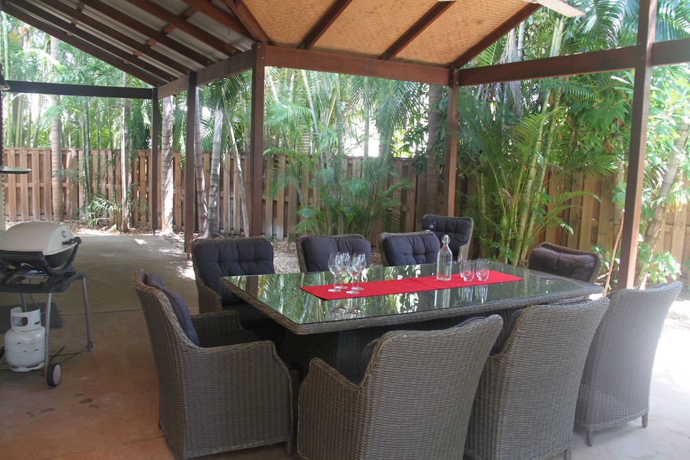 Cable Beach Vacations - Beach House on Fox - Property Image 2