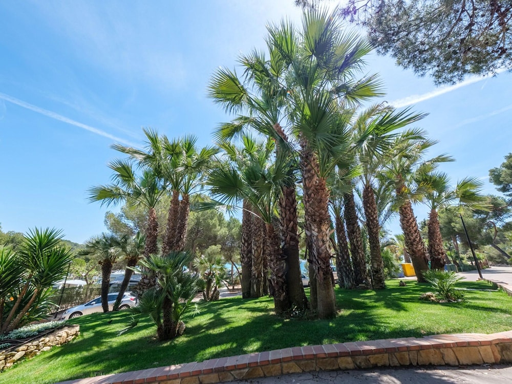 Bungalow in Tarragona by the Beach