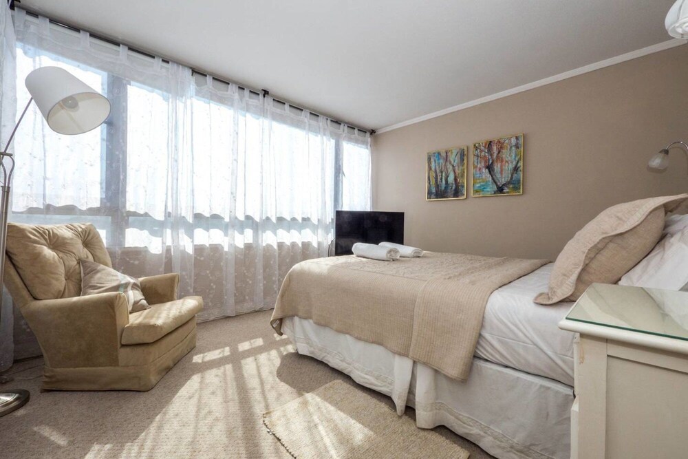 Kennedy Vintage 2BR - Heated Pool Shopping