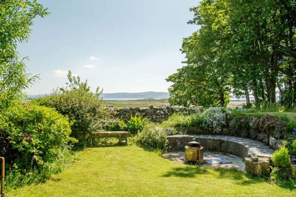 Steading Holidays - The Byre