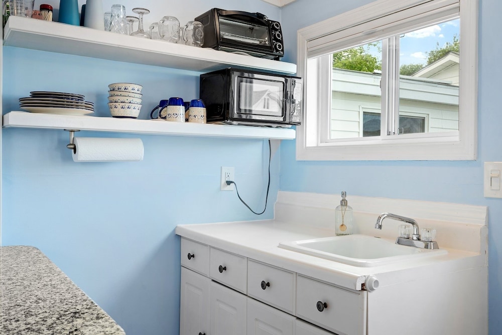 Shore Delight Studio for 2!