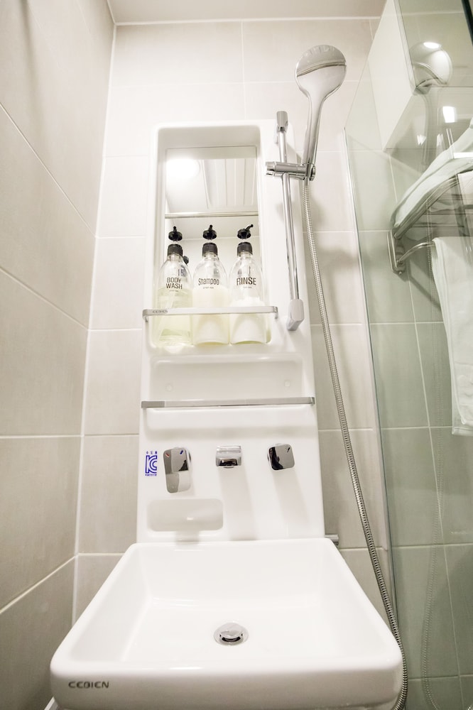Step Inn Myeongdong 1 79
