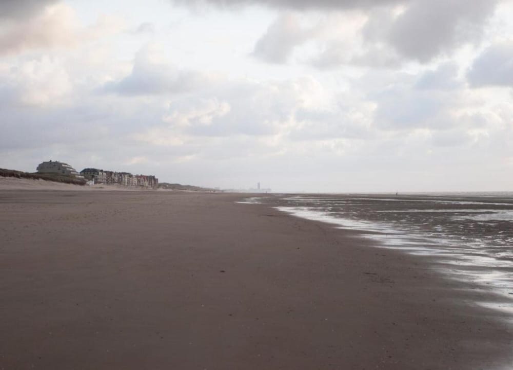 Seaview Apartment in De Haan for two