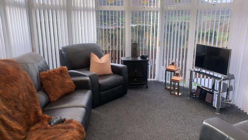 Warrenpoint Countryside -3bedroom-private Garden