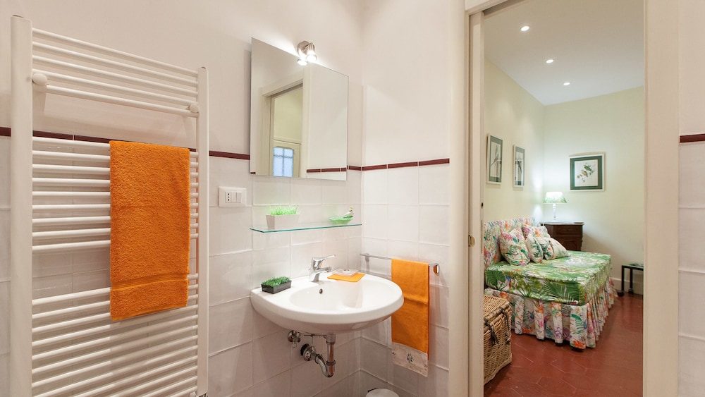 Rental In Rome Portico Ottavia Garden