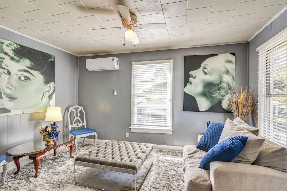 Near Sabine Lake: Pet-friendly Apt in Port Arthur