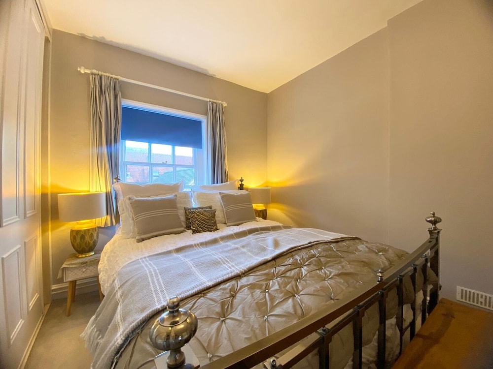 17th Century Coach House - Pet & Family Friendly