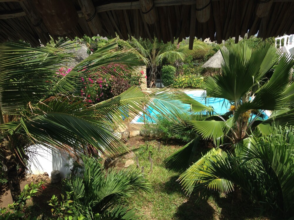 Salama Paradise Beautiful Bungalow 1