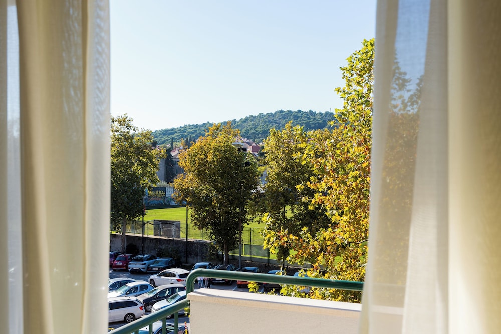 Shine of Life Luxury Rooms