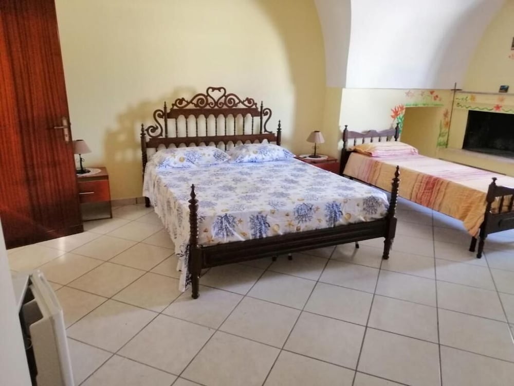 Li Frasulli Mei view 5