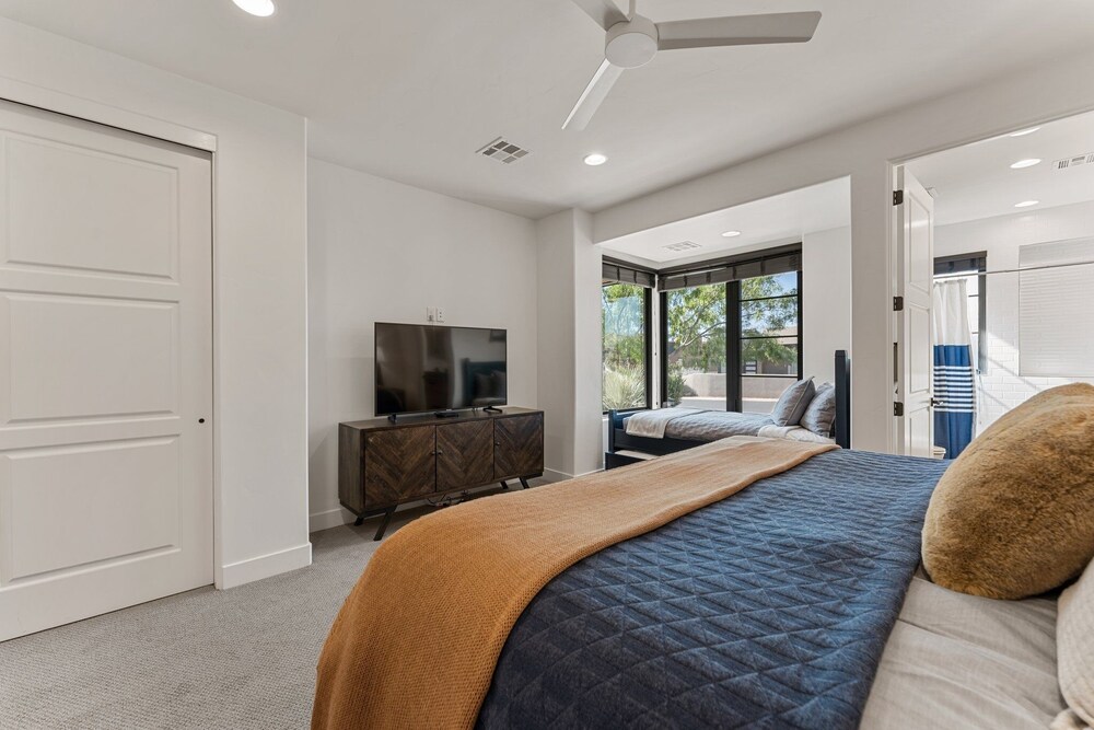 The Yucca Flower #11 3 Bedroom Home