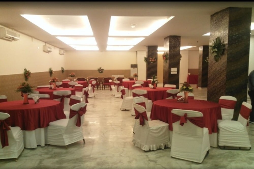 meeting & event spaces