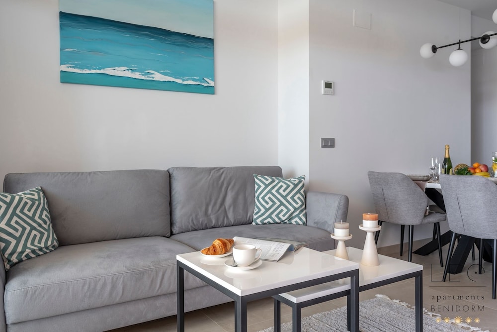 Sunset Cliffs Residence