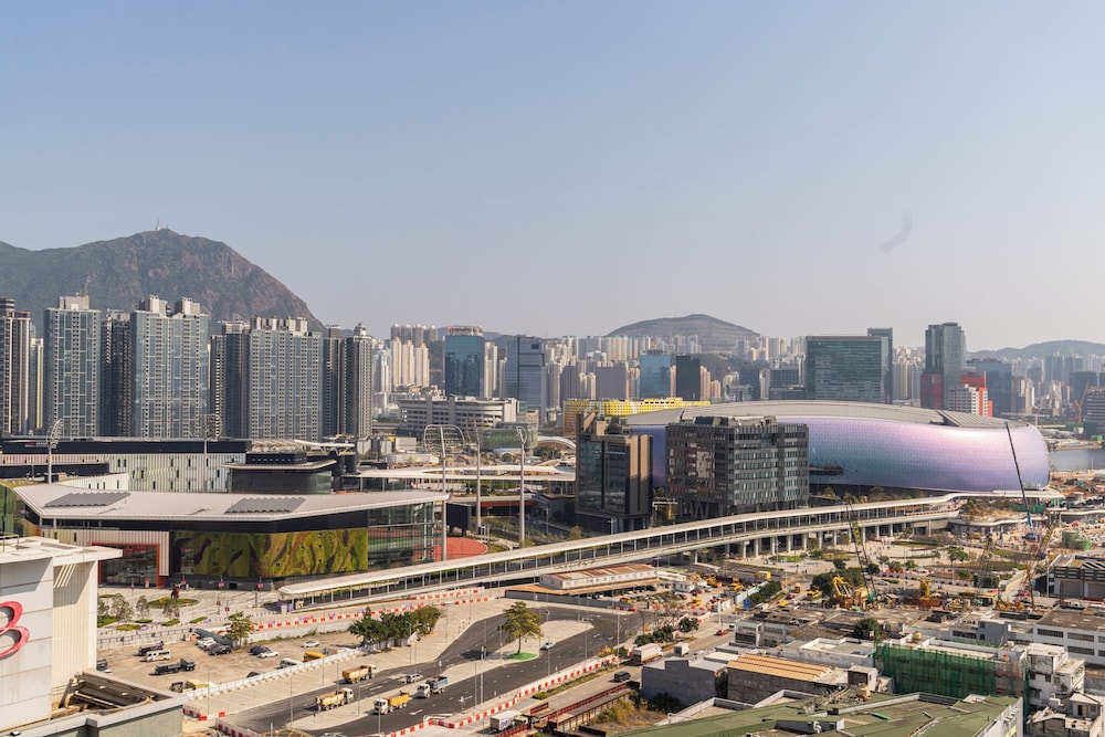 MIJ (KAI TAK) HOTEL