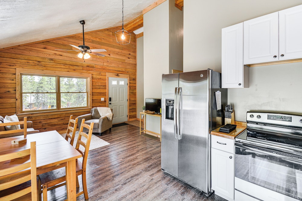 Colorado Mountain Cabin Near 14ers + Peak Views