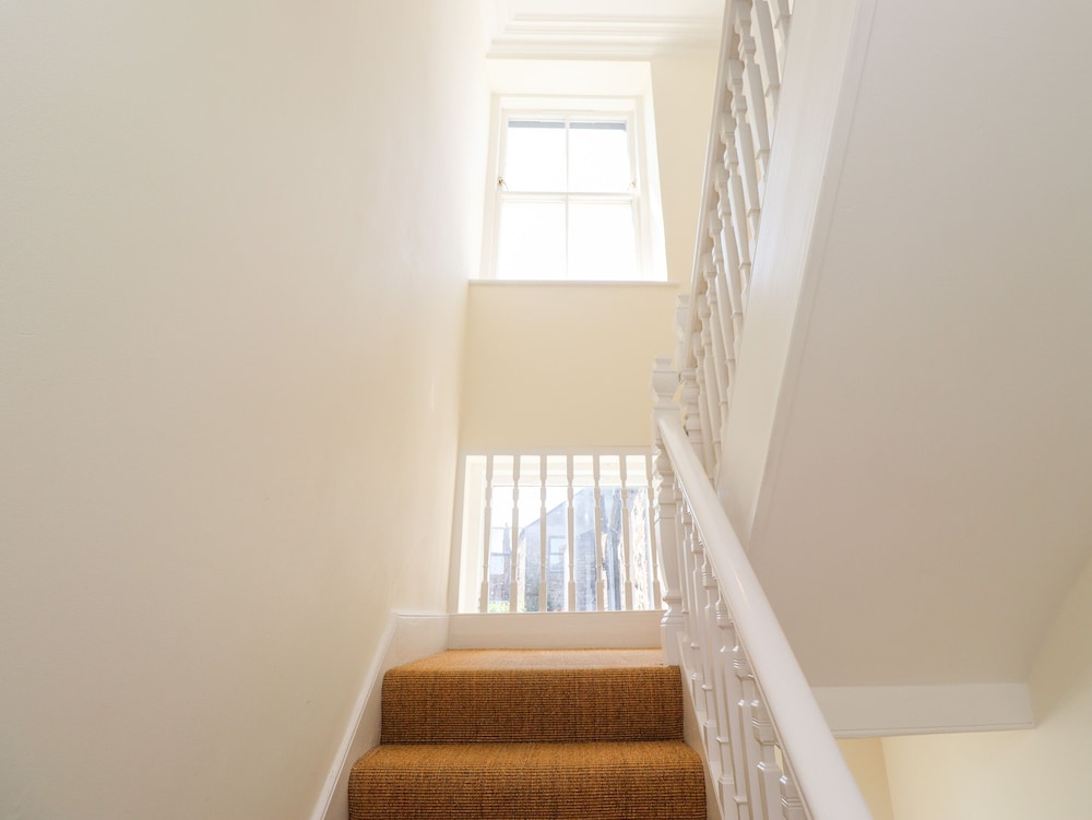 No6 Sea Lane