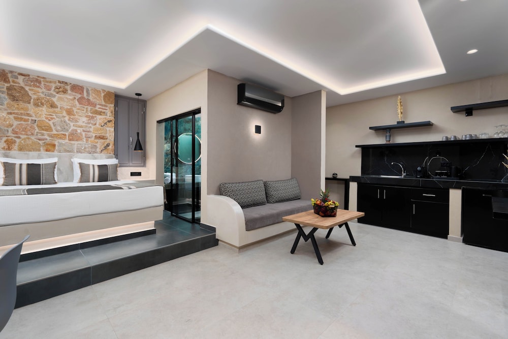 Illusion Suites
