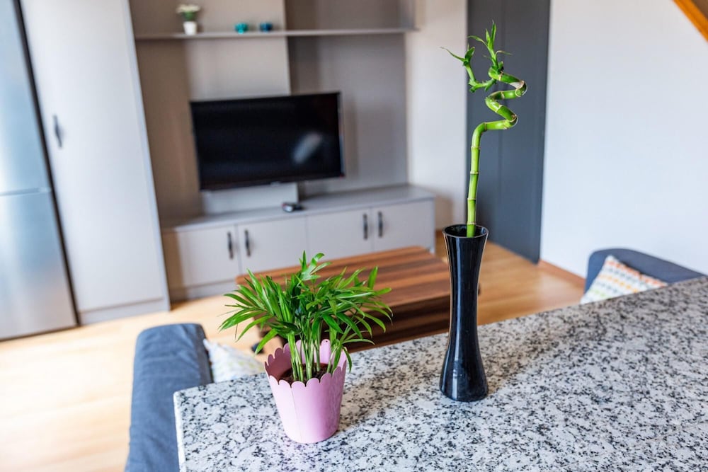 Central and Modern Flat With City View in Sisli