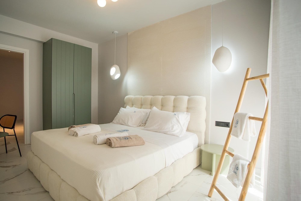 Sunrise Villas Collection