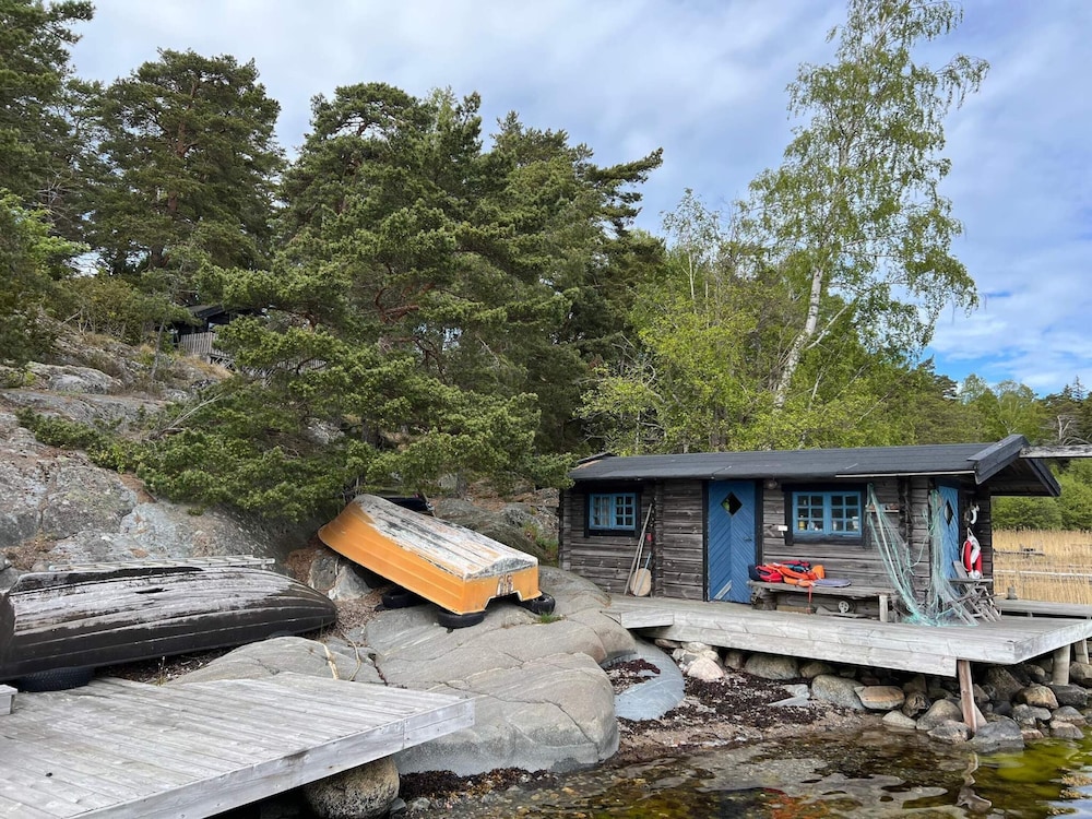 Seaside Cabin With Private Sauna