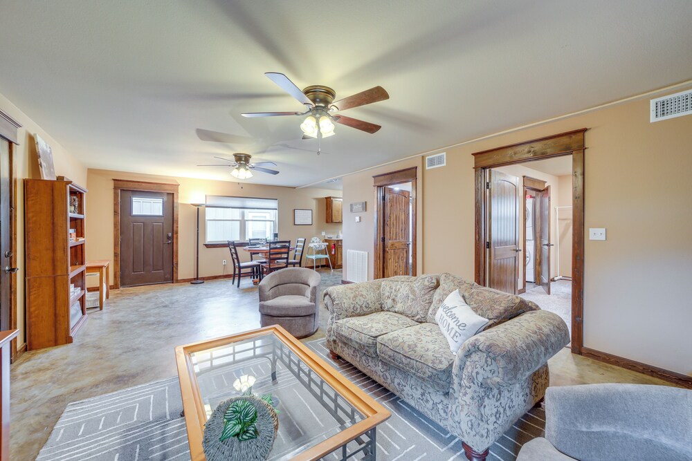 Hunt, Fish & Enjoy the Outdoors: Rural Atoka Home