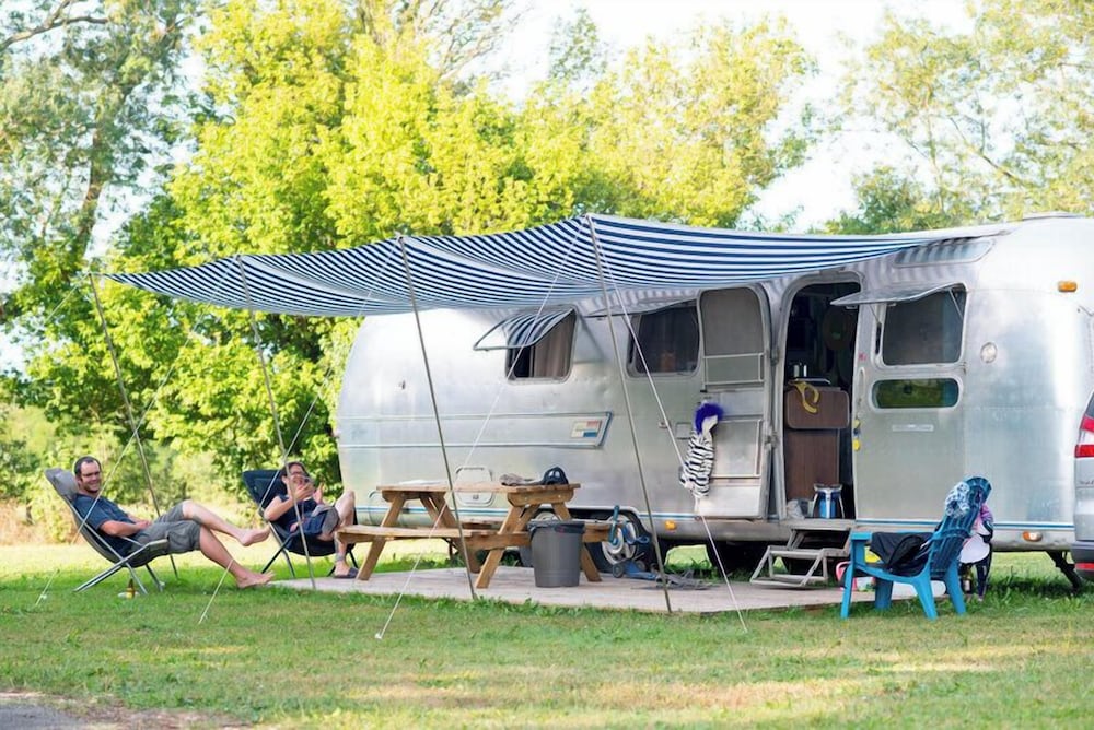 Camping de Thoissey - Val de Saône