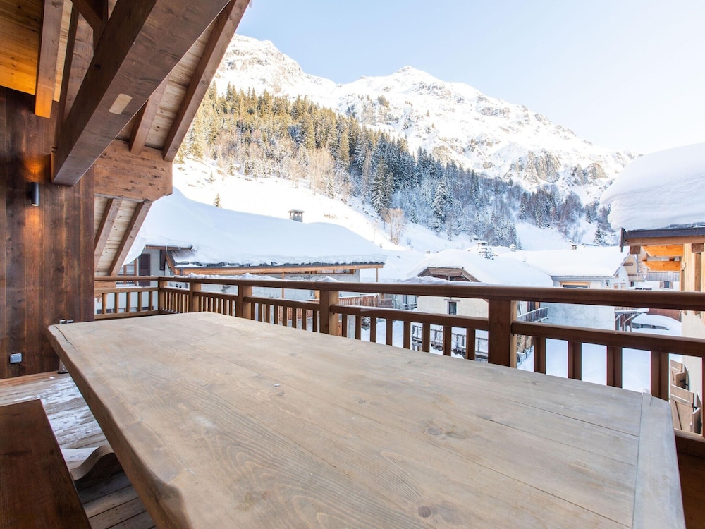 Vanoise Chalet in Prime Location