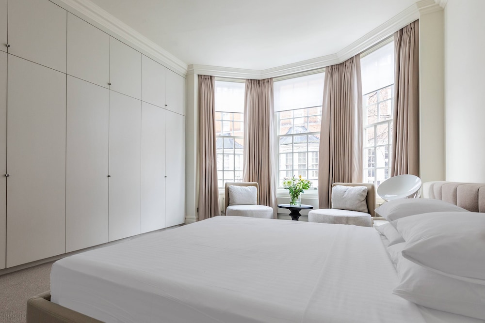 Sloane Court East VI by Onefinestay