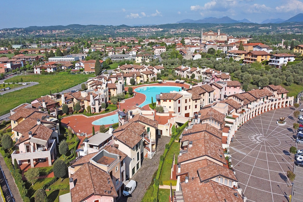 La Rocca 2-11 by Wonderful Italy