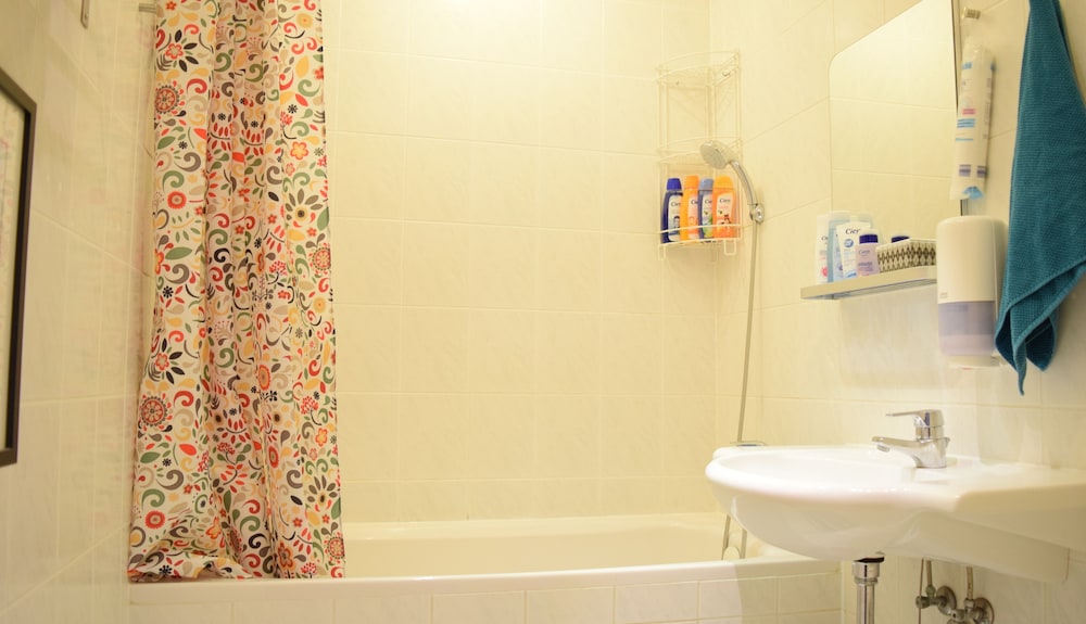 Sixmiles Guesthouse