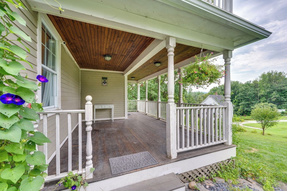 Family-friendly Retreat in Barre: 2 Spacious Decks view 5