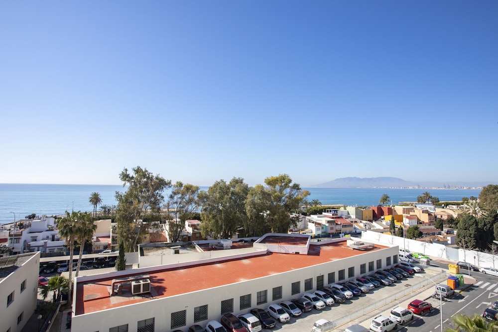 Rentcostadelsol Malaga-El Palo