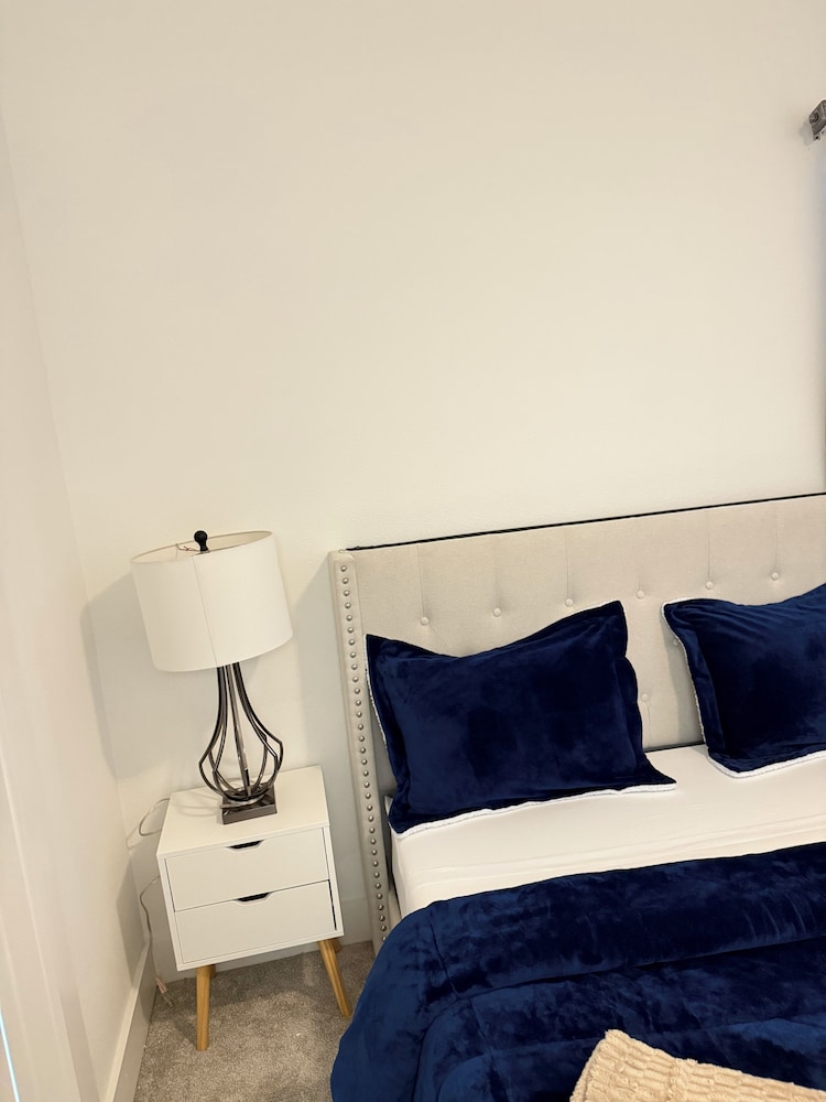 Luxury 3BR for Families Nurses and Group